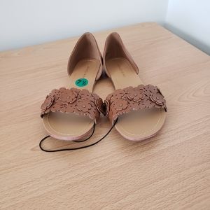 ANDIAMO WOMEN'S YELLOW FLAT SANDALS SIZE 7 1/2 M